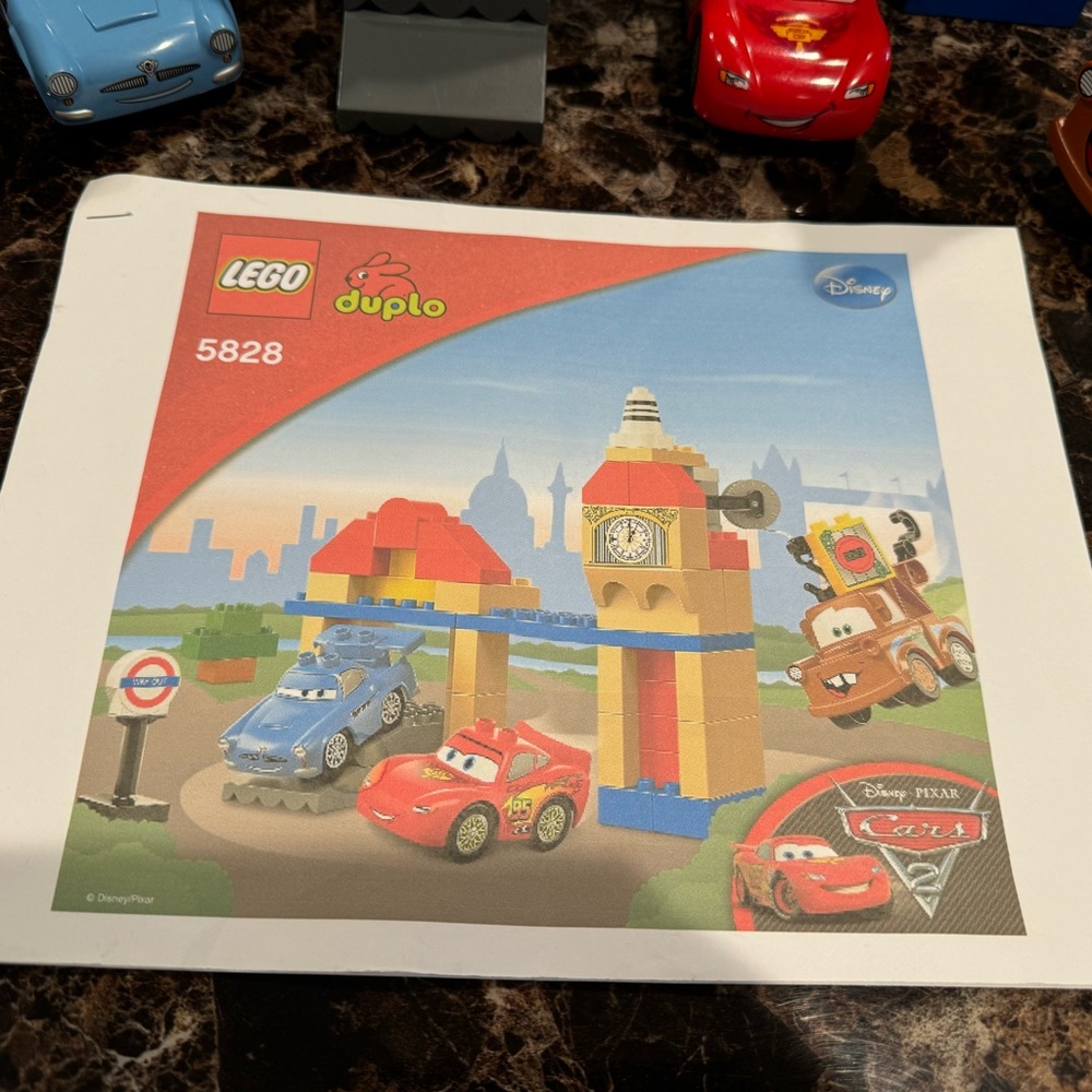 Lego Duplo - Disney Pixar Cars 2 Big Bentley Set #5828 - Picture 15 of 16